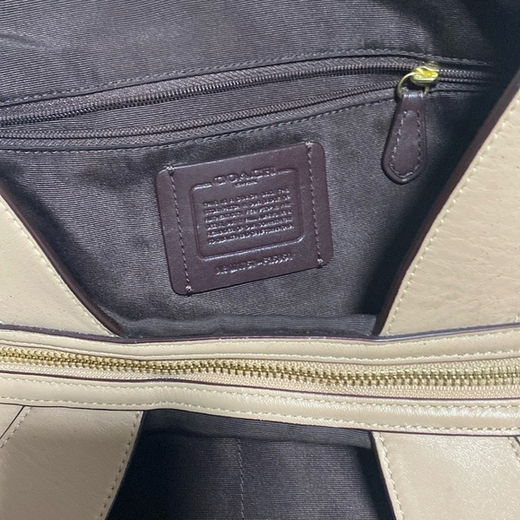 Coach Beige Embossed Shoulder Bag - Picture 3 of 5